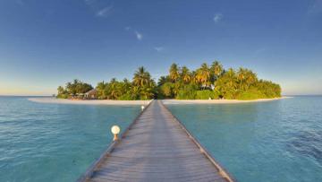 Angaga Island Resort & Spa