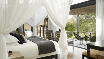 Sanctuary Olonana Lodge