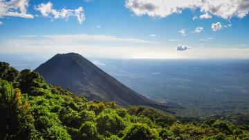 La Route des Volcans