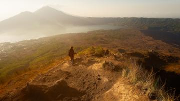 Terre des volcans et des dragons